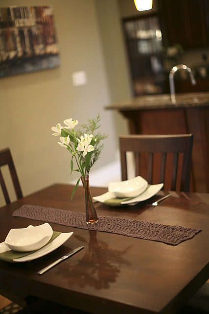 Zigzag Butterfly Table Runner