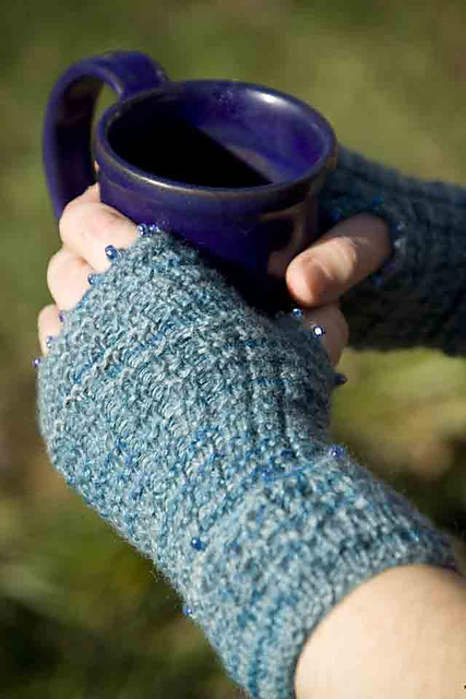 Festive Fingerless Mitts