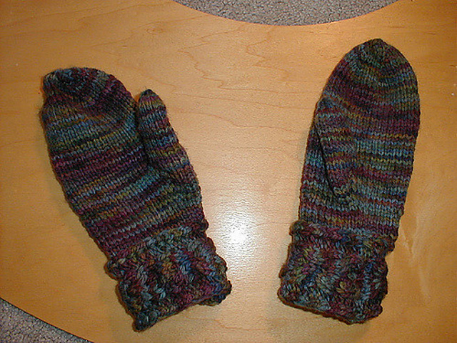 XOXO Hat and Mittens