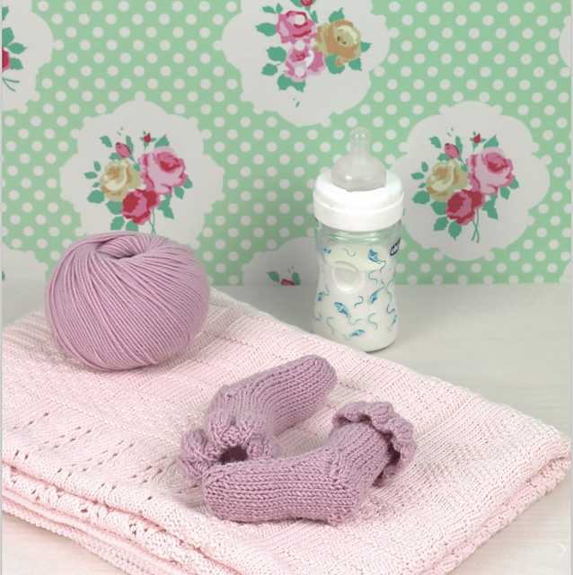 Bell Edging Socks