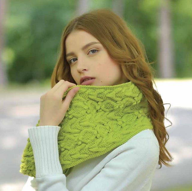 Cabled Snood