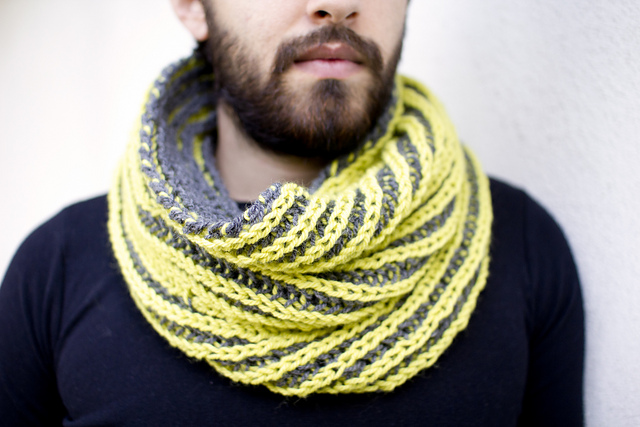 Razorback Brioche Cowl
