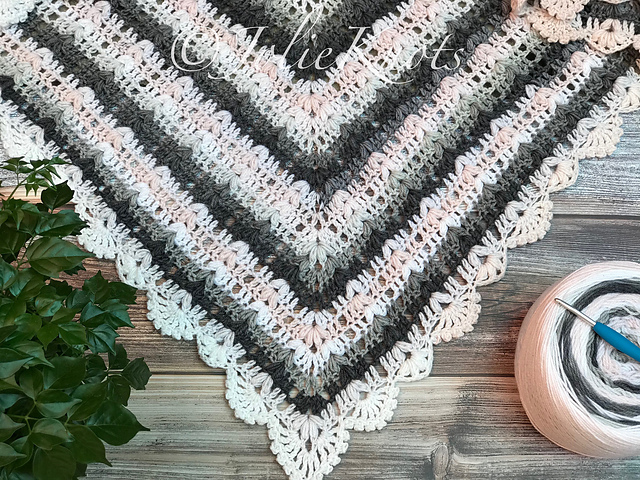 Kyah Shawl