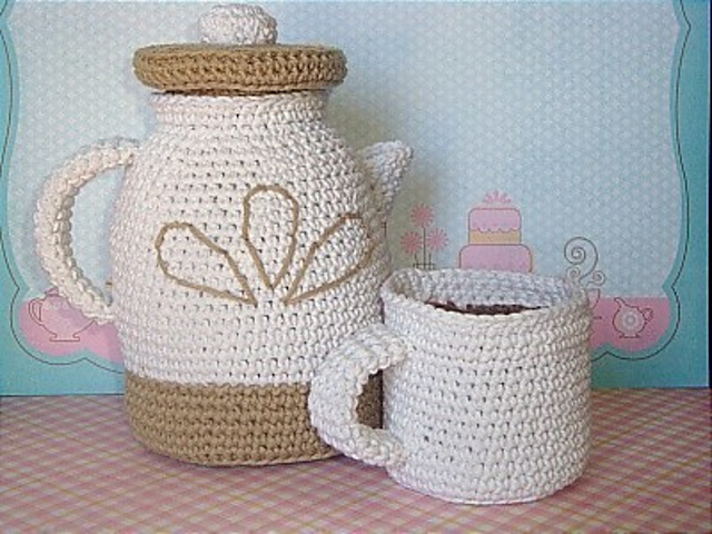 Coffee Pot with Cup