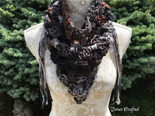Mini Chunky Triangle Scarf