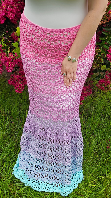 Ensley Rose Lace Skirt