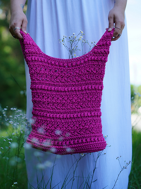 Rosebud Tote Bag