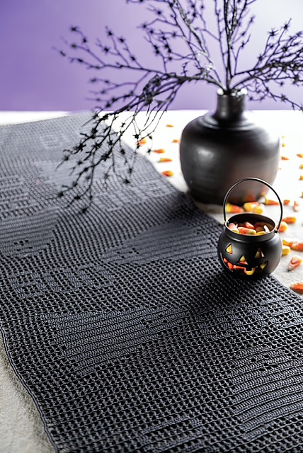 Boo Filet Table Runner