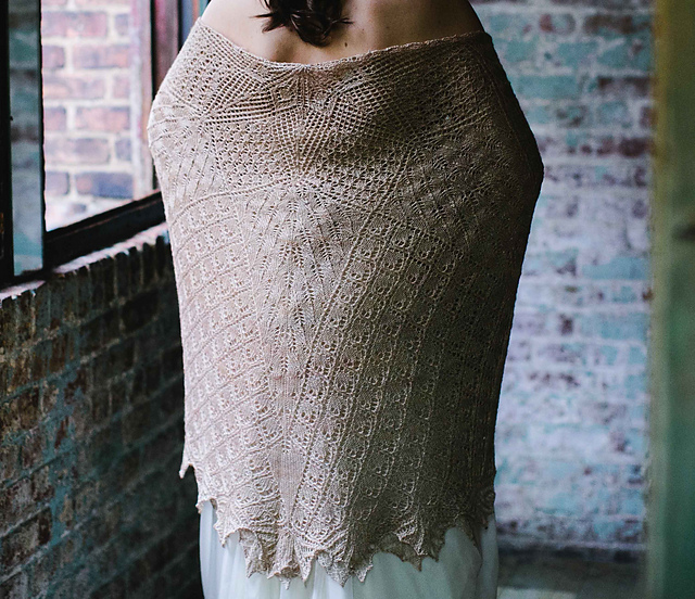 Fleur de Mariage Shawl