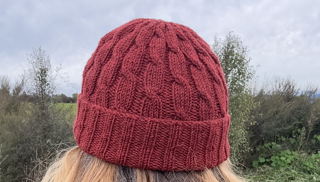 Cabled beanie