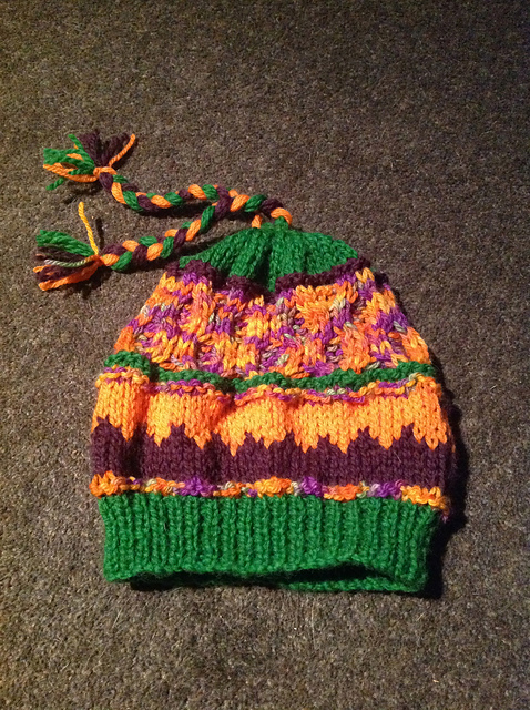 Beanie with Honeycomb Cables