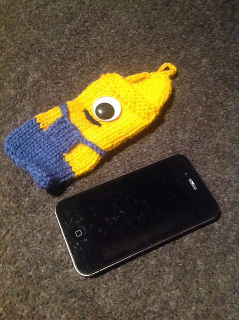"Despicable Me" Minion iPhone Cozy