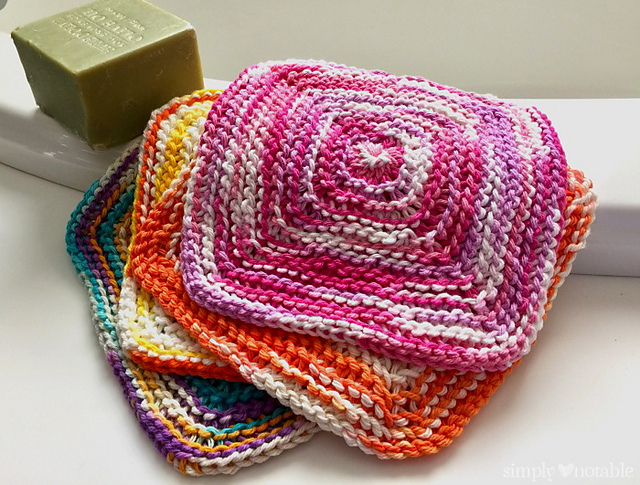 Ravelry: Around the Square pattern by Julie Tarsha Ravelry: Around the Square pattern by Julie Tarsha