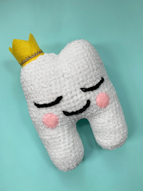 Crochet Velvet Tooth Fairy Pillow