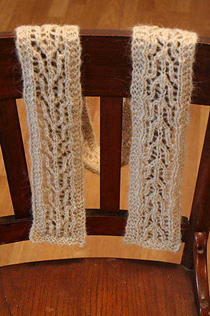 Carrie Scarf