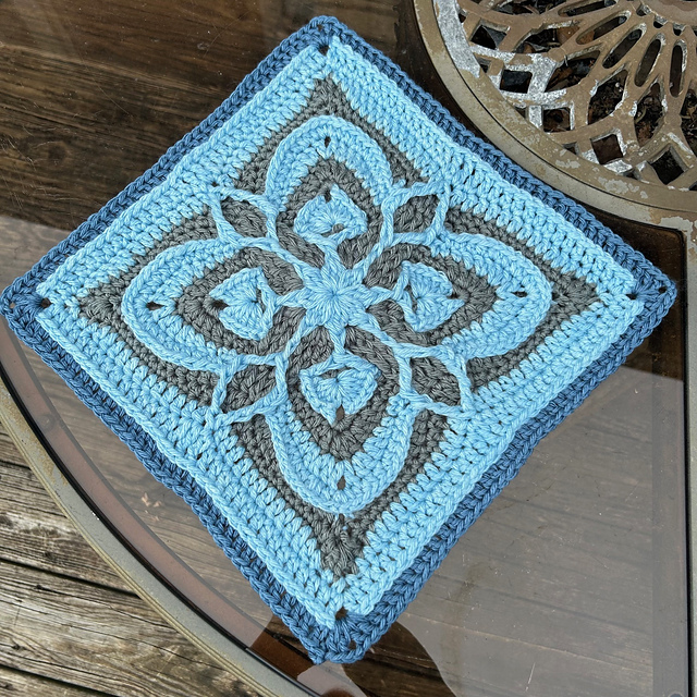 Hibiscus Afghan Square