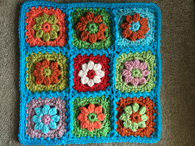 Daisy Pop Mini Motif