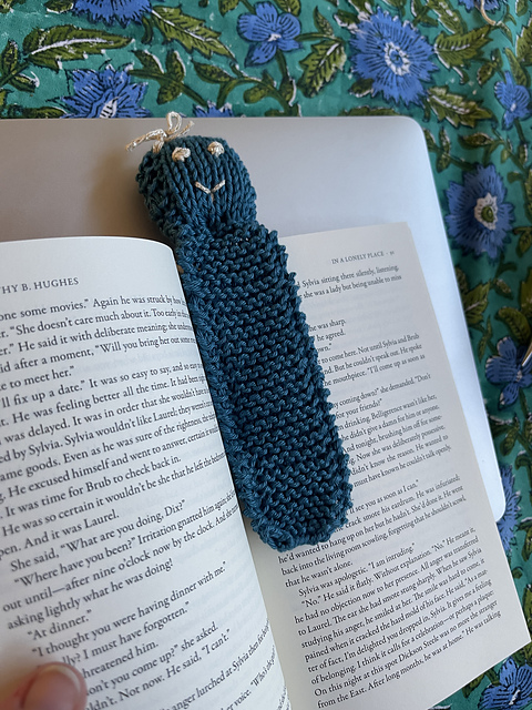 Cuddly Bookmark