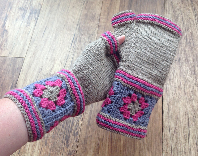 Charleston Fingerless Mitts
