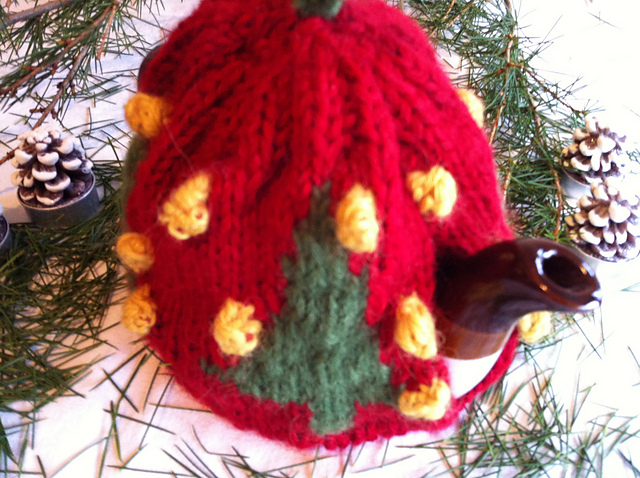 Christmas Tree Tea Cosy