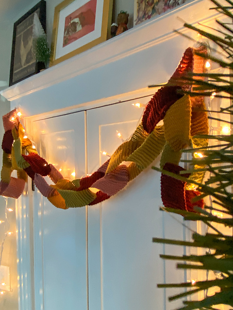 Paper Chain Garland