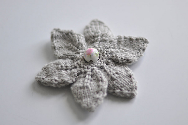 Broche fleur