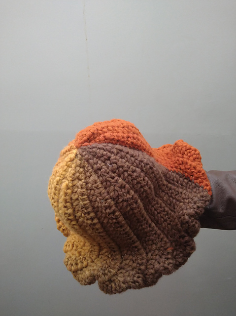 Y.A.R.N. ニットハット　ドクロ　itimi Ravelry: Fujiami hat（藤編みハット） pattern by Jun Shibata（柴田淳）