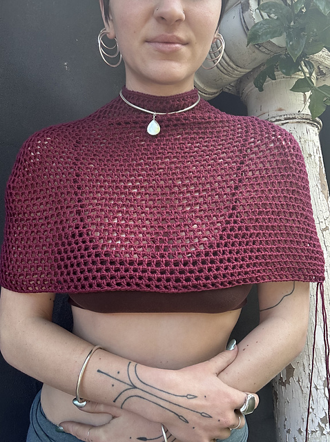 Aurelia Mesh Mockneck Capelet