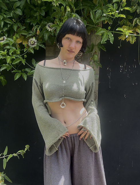 Oreas Crop Sweater Top
