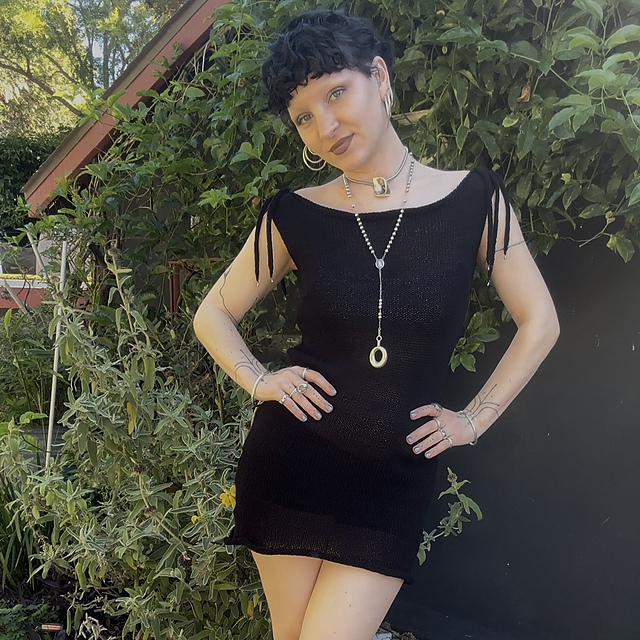 Ravelry: Nixie Tassel Mini Dress pattern by June Lagoon