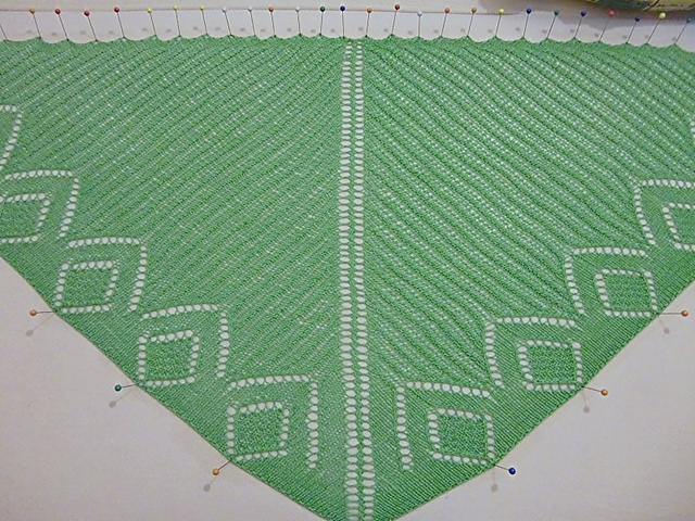 Lindenhof Shawl