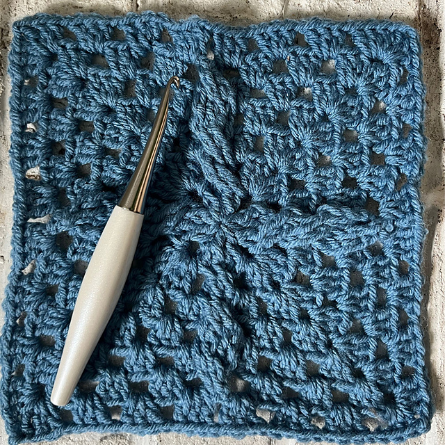 Cabled Granny Square