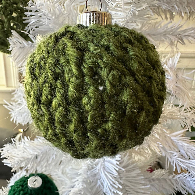 Cozy Alpine Bauble
