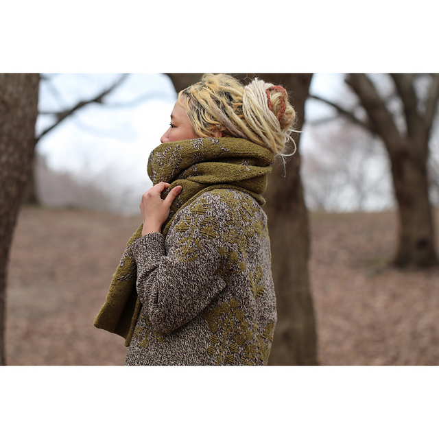 Bouquet scarf