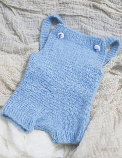 Basic photo prop romper