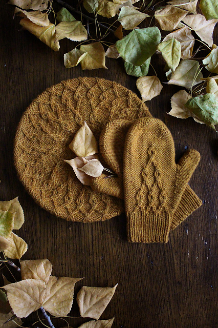 Aspen Grove Tam & Mittens