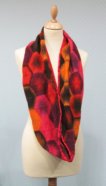 Hexagon Cowl