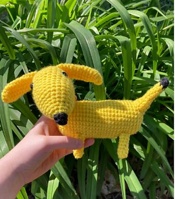 Ravelry Banana Wiener Dog pattern by JAdamsCollection