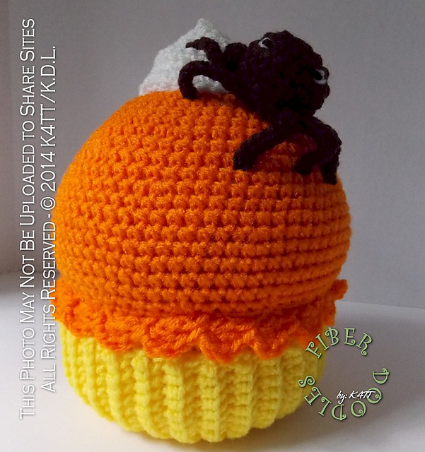 Basic Cupcake & Spider