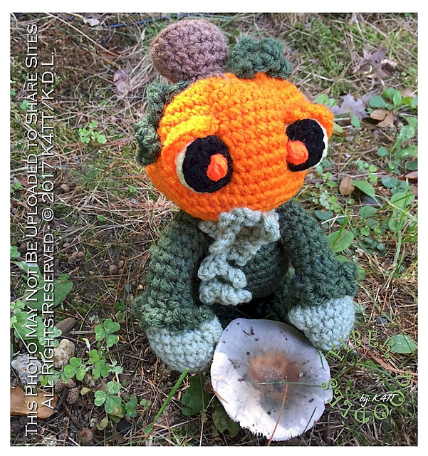 Little Luvs Pumpkin Head