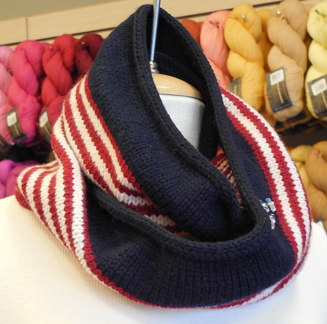 Go USA Cowl
