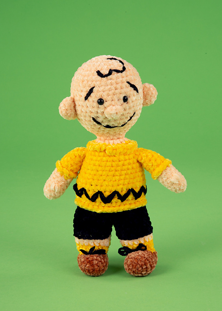 Official Charlie Brown Amigurumi Crochet Kit