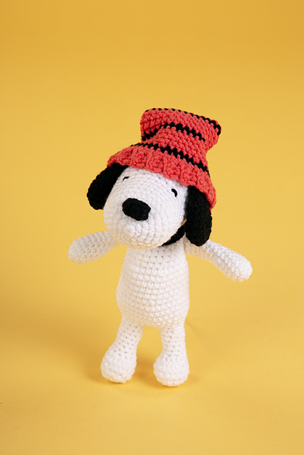 Official Festive Snoopy