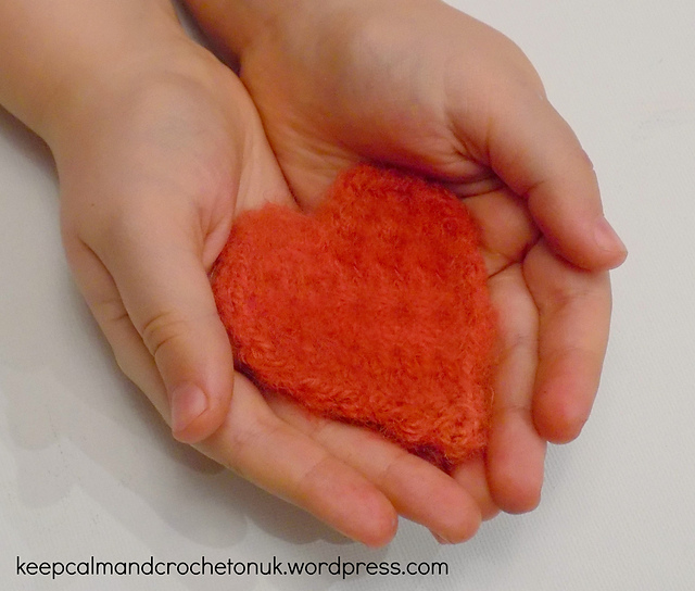 Little Felted Hearts