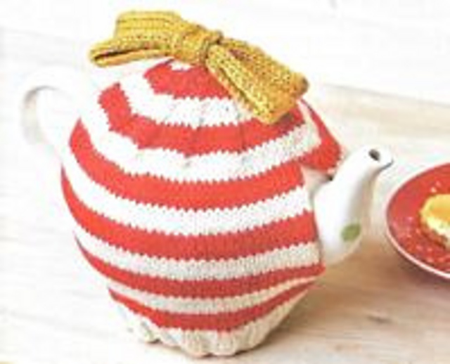 Candy Cane Tea Cosy