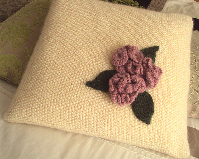 Moss stitch and Flower Cushion Cover