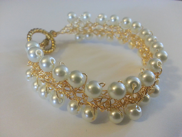 Pearl Trimmed Bracelet