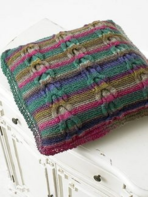 Design 04 Cushion