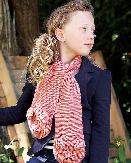 # 21 Pig Scarf