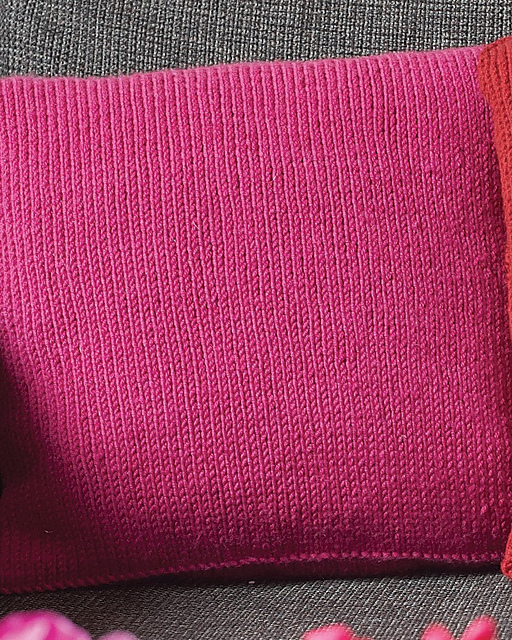 #16 Plain Cushion